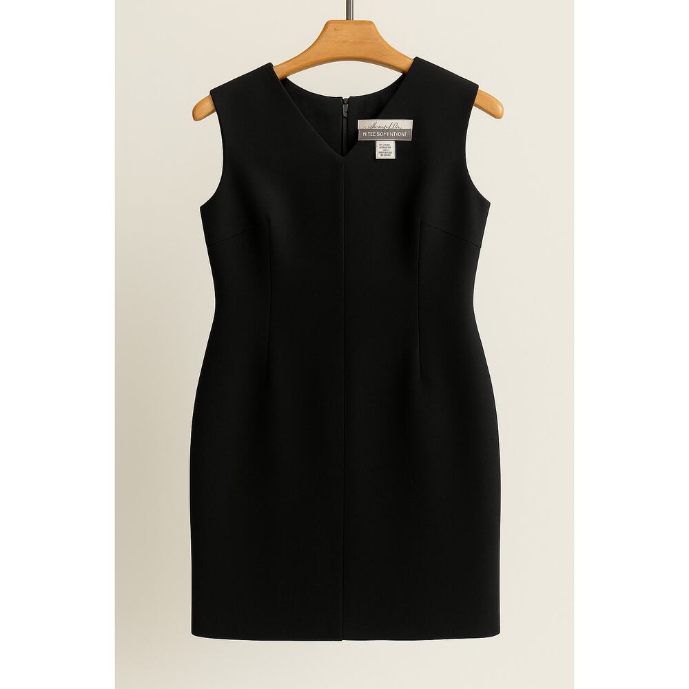 Petite Sophisticate Classic Black Sleeveless Sheath Dress – Size 6